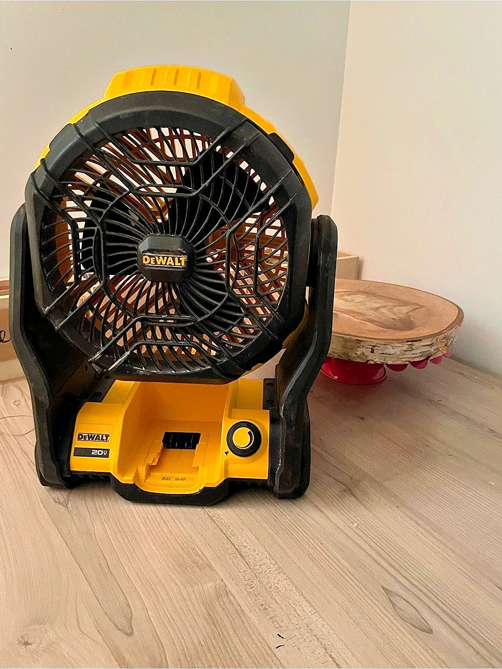 DEWALT DCE512 Jobsite Fan Yellow & Black